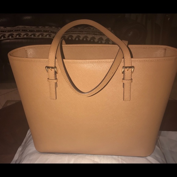 Michael Kors Tote - Picture 2 of 7